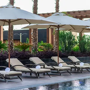 Movenpick And Residences Отель
